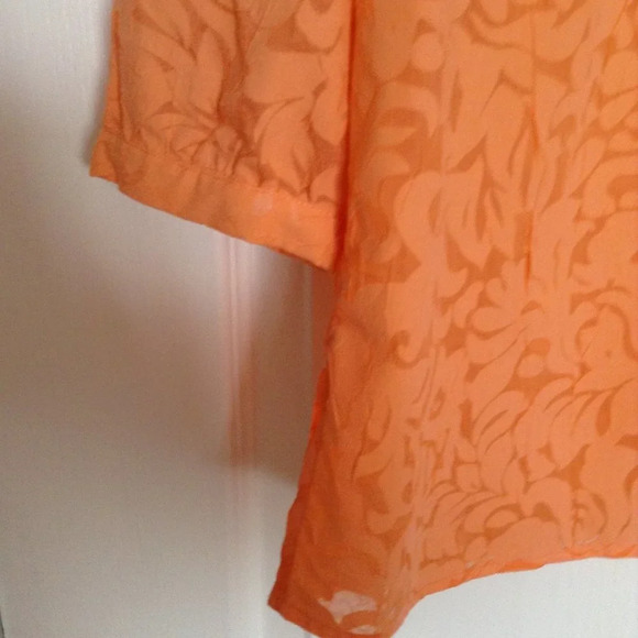 City Blues by Koret Women's Button Down Shirt Blouse Size L 3/4 Sleeve Colorful - Picture 4 of 8